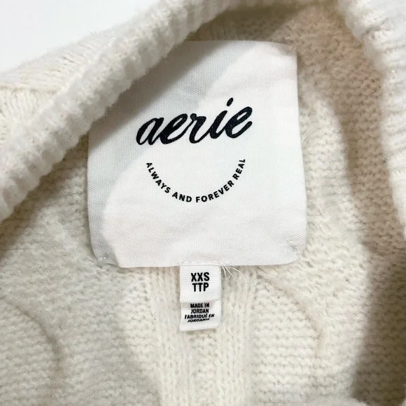 ❥𝒂𝒆𝒓𝒊𝒆: Women’s Cable Crew Knit Sweater - Picture 7 of 9